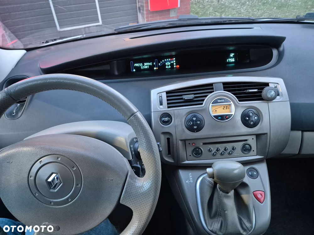 Renault Scenic 2.0 16V Privilege - 4