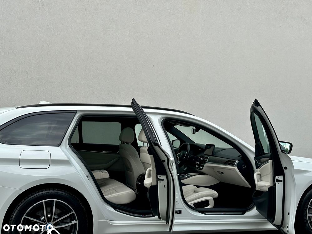 BMW Seria 5 530e M Sport sport - 15