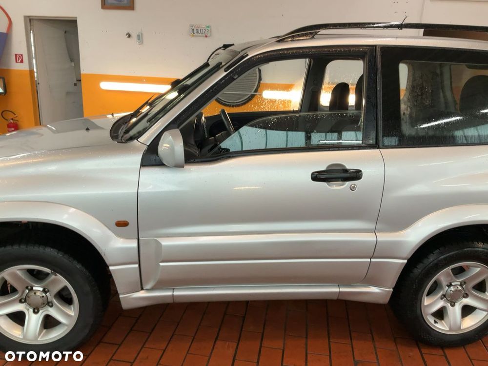 Suzuki Vitara 1.6 JX - 8