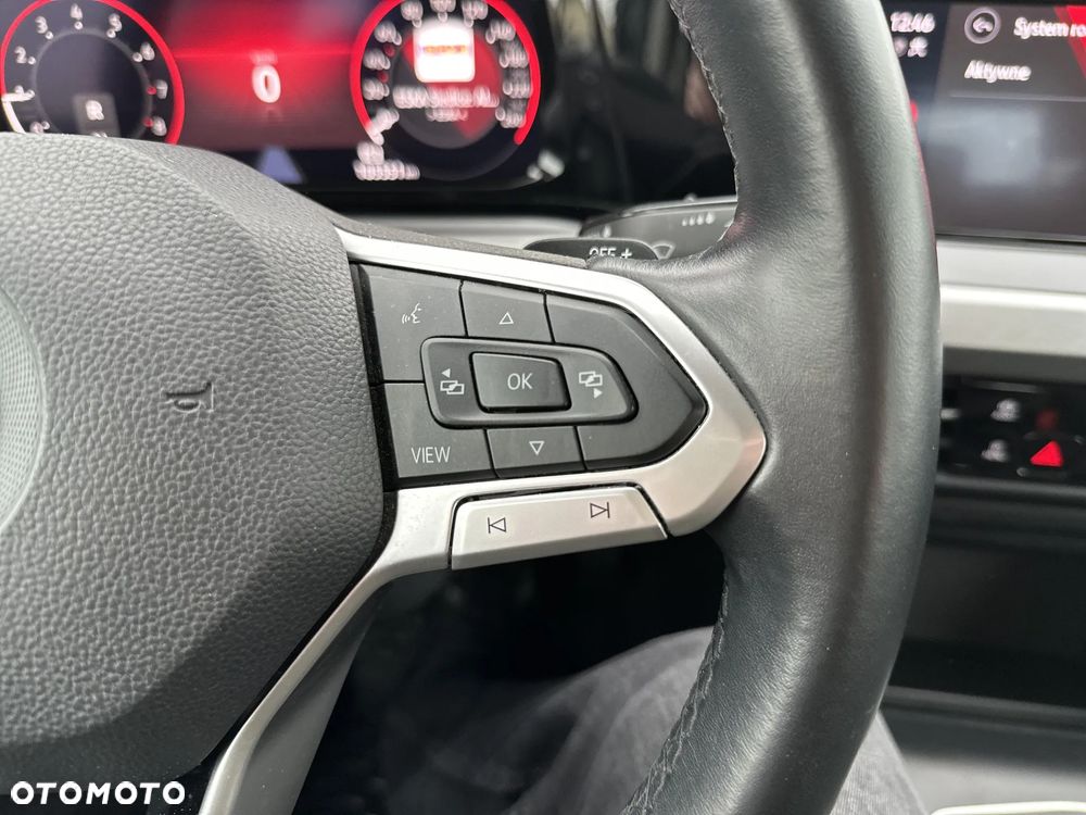 Volkswagen Golf 1.5 TSI BMT Evo Comfortline DSG - 23