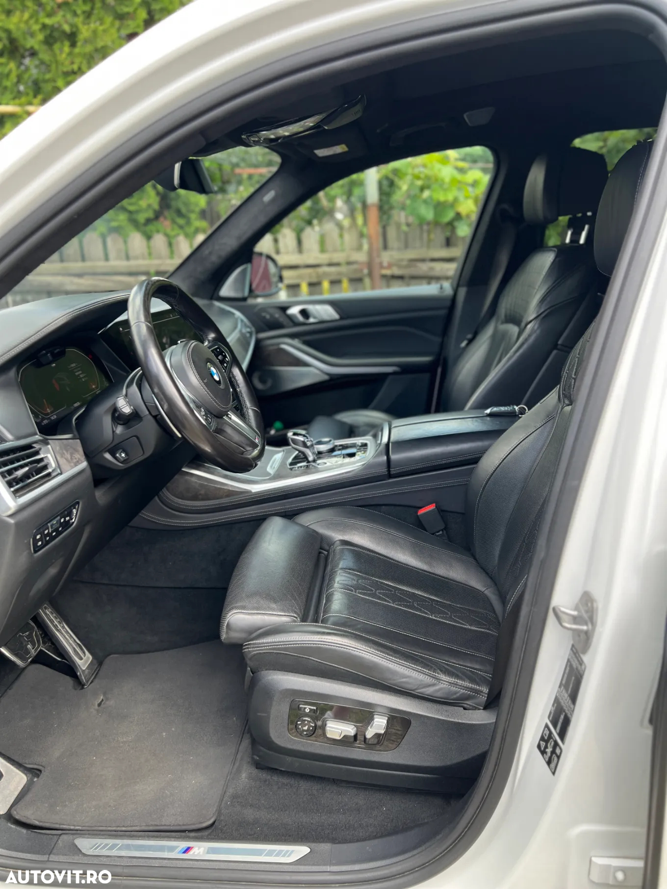 BMW X7 xDrive40i - 25