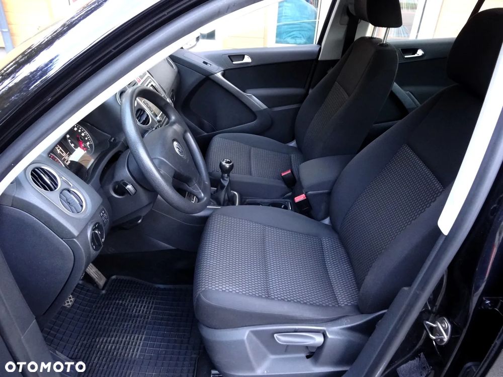 Volkswagen Tiguan - 22