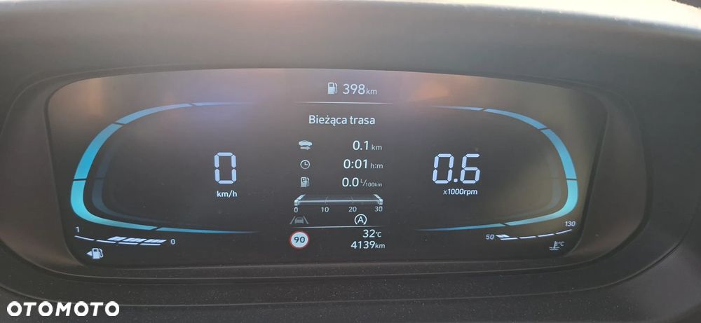 Hyundai Bayon 1.2 MPI Pure - 2