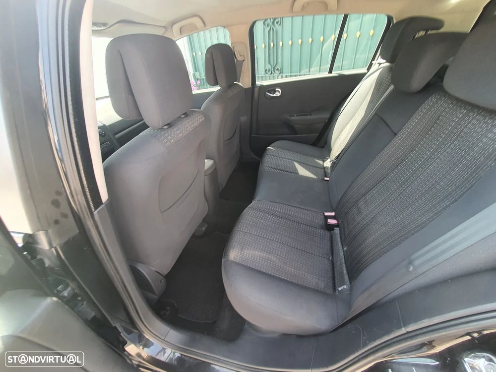 Renault Mégane 1.5 dCi Dynamique - 13