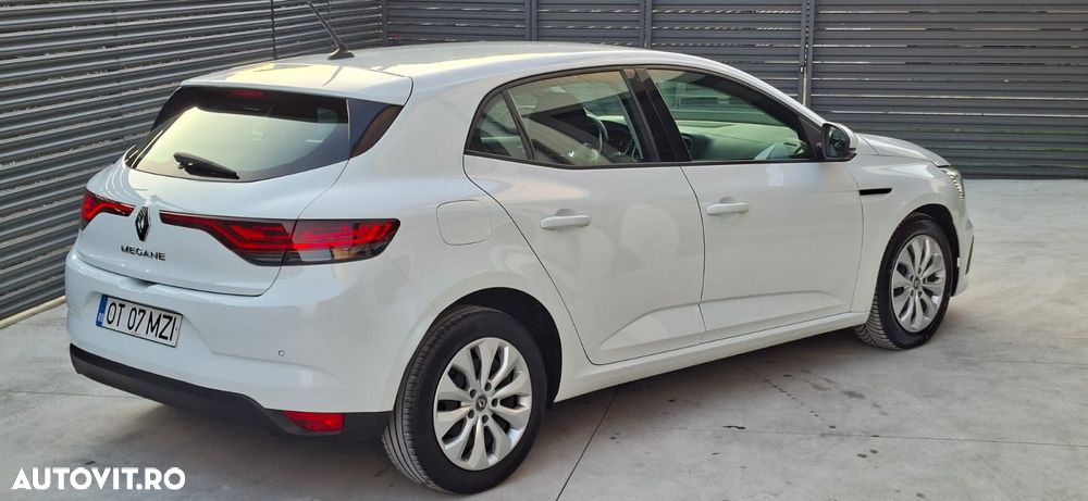 Renault Megane Blue dCi 116 Life - 3