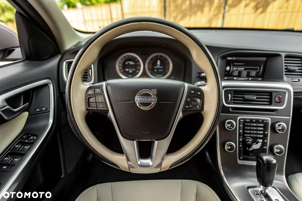 Volvo S60 - 28