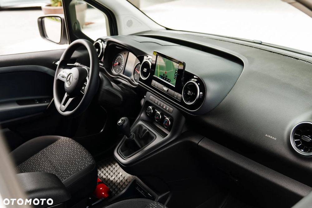 Mercedes-Benz Citan - 11