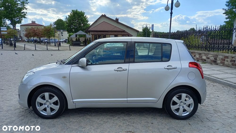 Suzuki Swift - 2