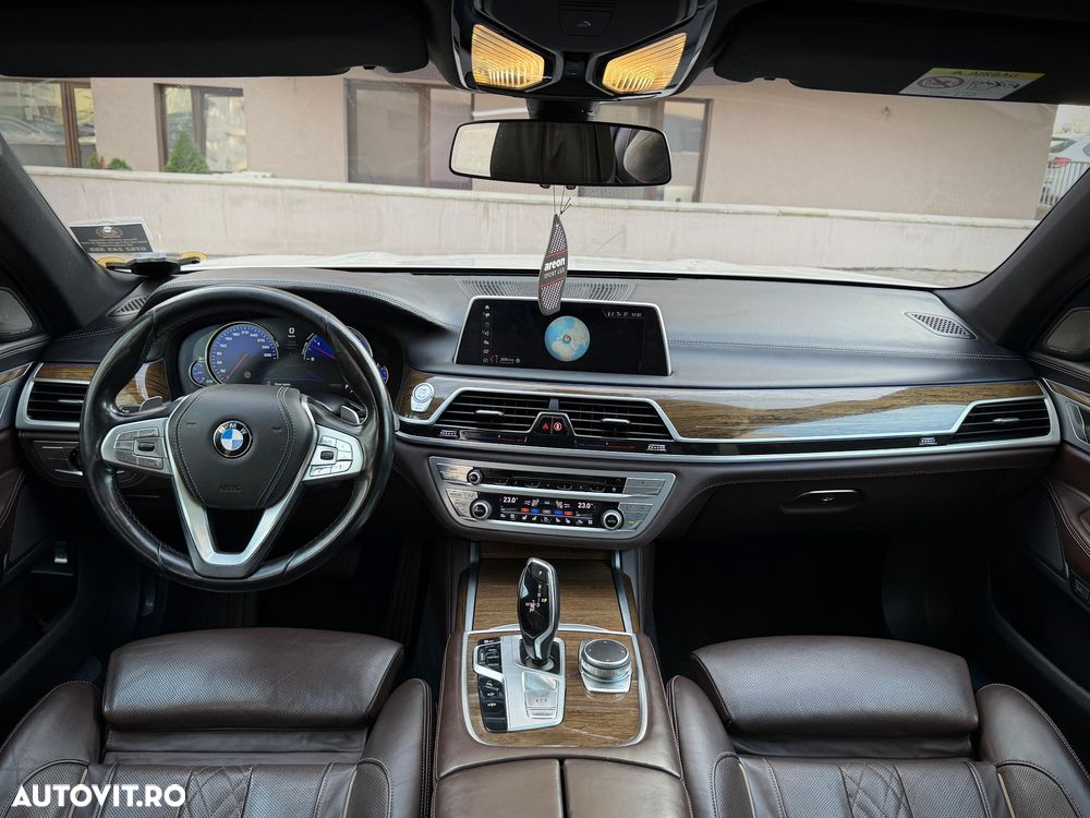 BMW Seria 7 730d BluePerformance Edition Exclusive - 6