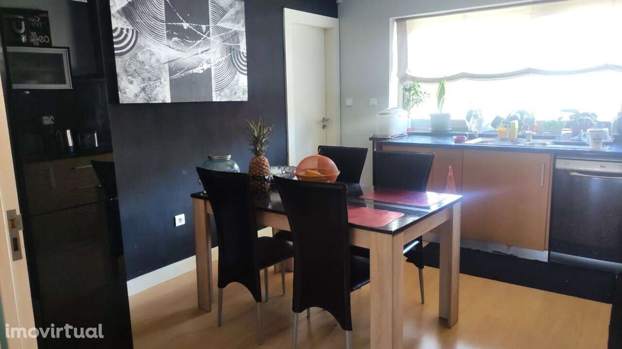 Moradia em Banda Sanguedo - Grande imagem: 3/33