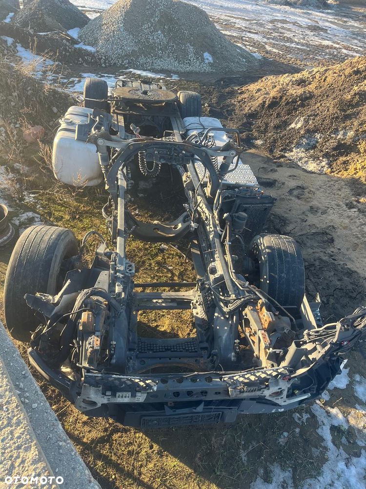 Rama na wózek dolly, do naczepy, przyczepy  kolumna kierownicza most , zbiornik paliwa zaciski hamulcowe, piasta, koła actros mp 4 zbiornik adblue - 3