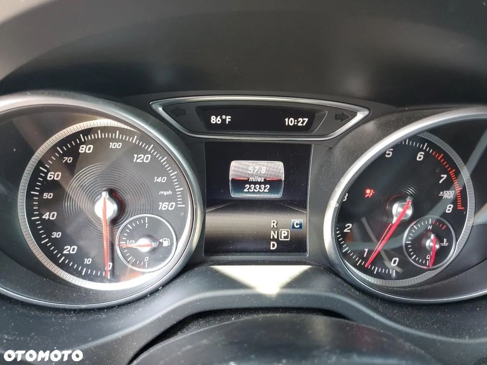 Mercedes-Benz CLA 250 4Matic 7G-DCT AMG Line - 11