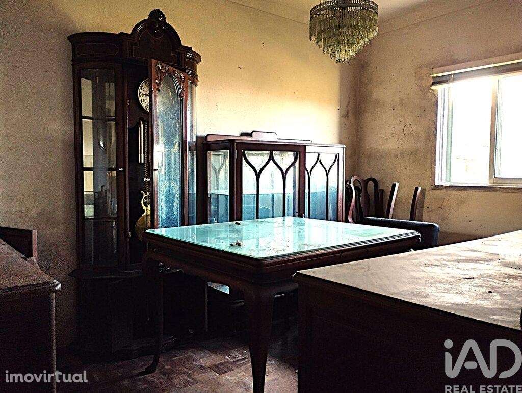 Casa / Villa T3 em São João das Lampas e Terrugem de 215 m2 - Grande imagem: 5/33