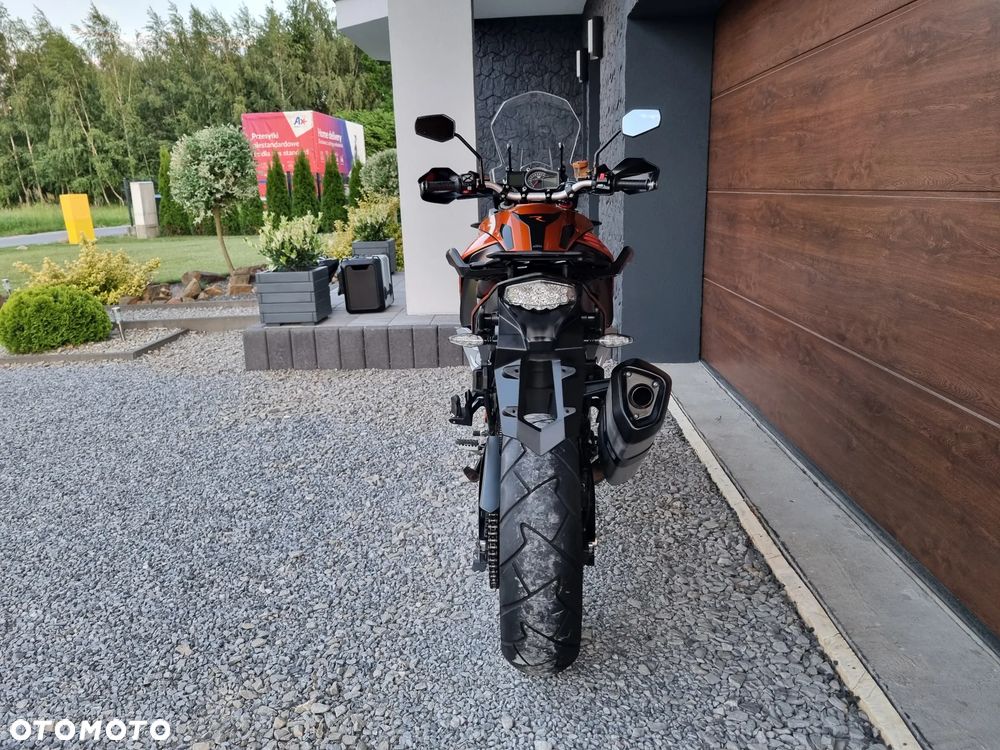 KTM Adventure - 25