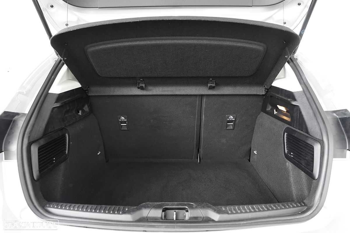 Ford Focus 1.0 EcoBoost MHEV Active - 23