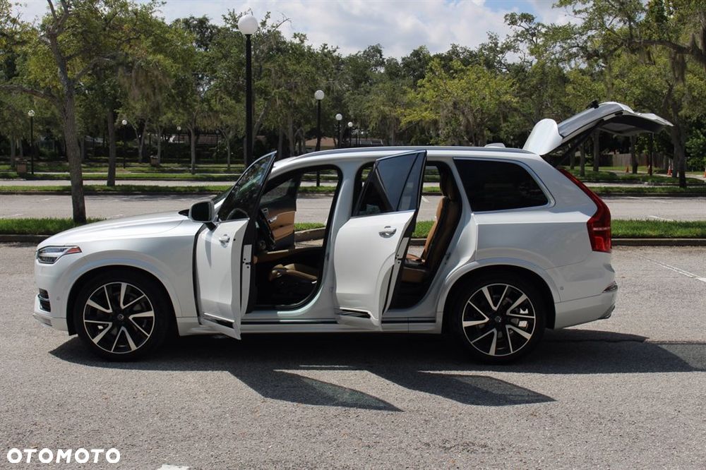 Volvo XC 90 - 14