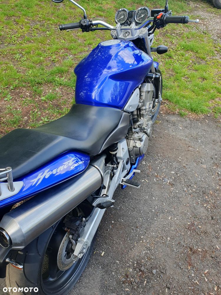 Honda Hornet - 12