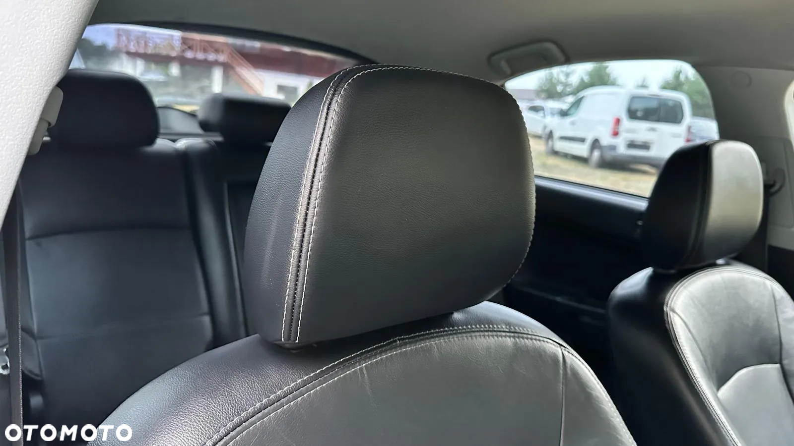 Mitsubishi Lancer 1.8 Intense - 31