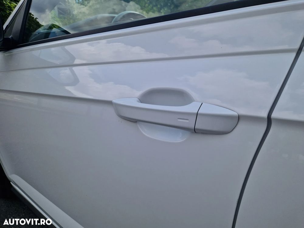 Volkswagen Polo 2.0 TSI DSG GTI - 23