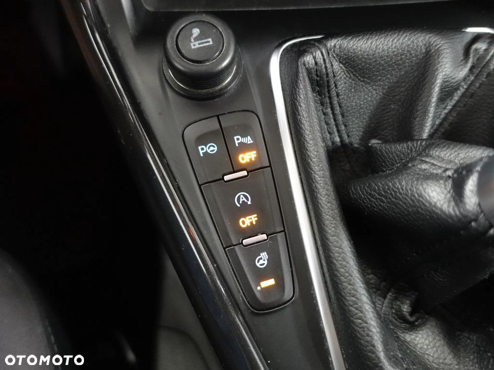 Ford Focus 1.0 EcoBoost Edition - 35