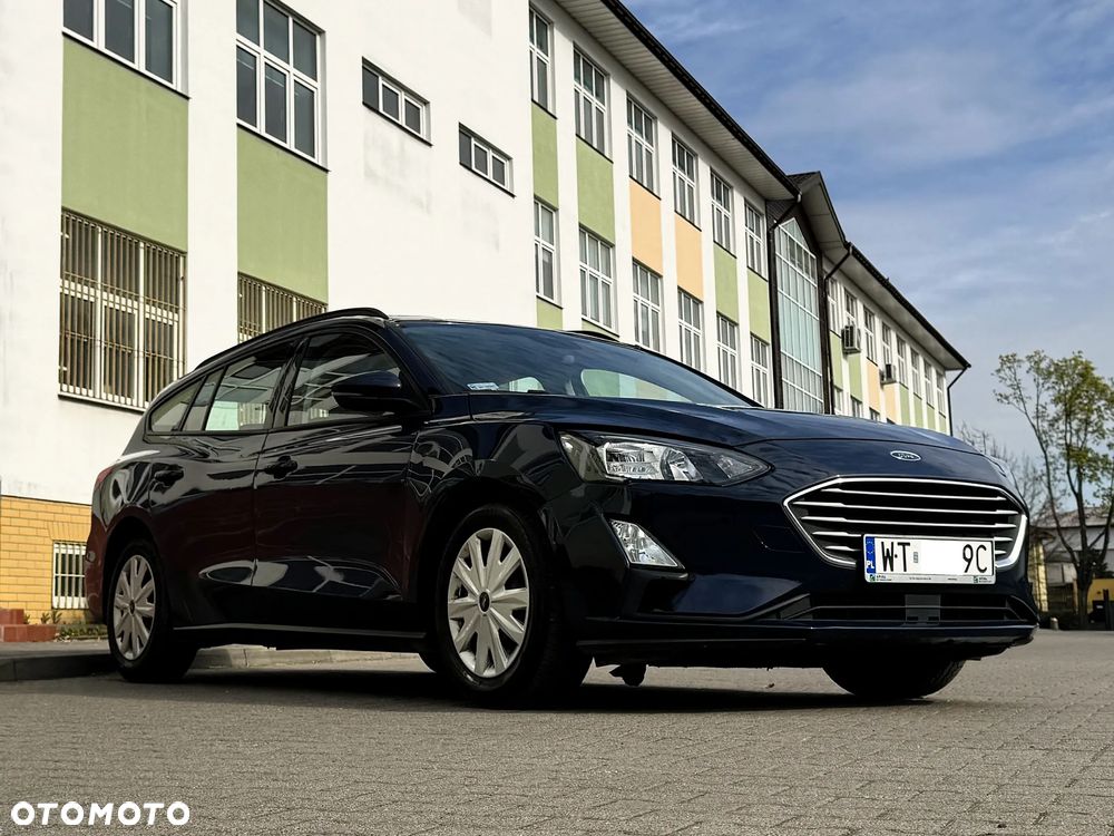Ford Focus 1.0 EcoBoost Trend - 26