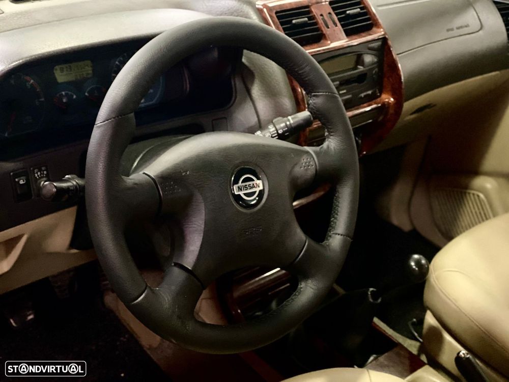Nissan Terrano II 2.7 TDi Luxury - 12