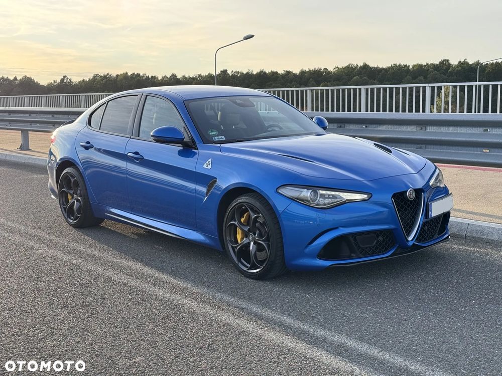 Alfa Romeo Giulia 2.9 Bi Turbo V6 Quadrifoglio - 1