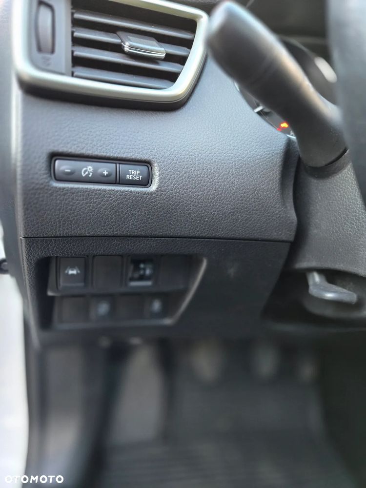 Nissan Qashqai 1.6 DIG-T N-Vision - 18