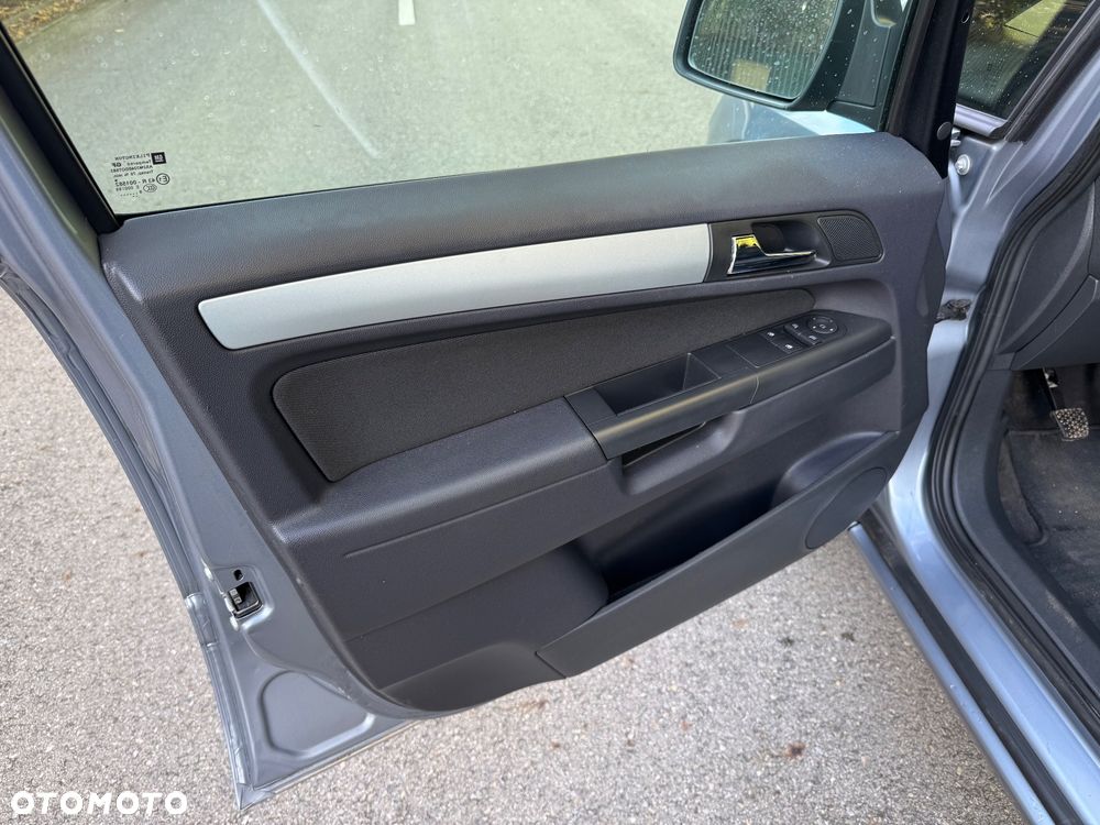 Opel Zafira 1.6 ECOFLEX Family - 11