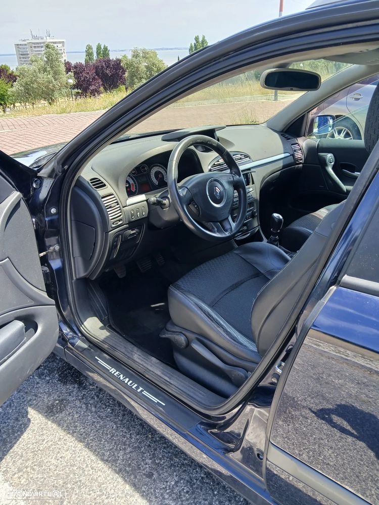 Renault Laguna Break 1.9 dCi Confort - 8
