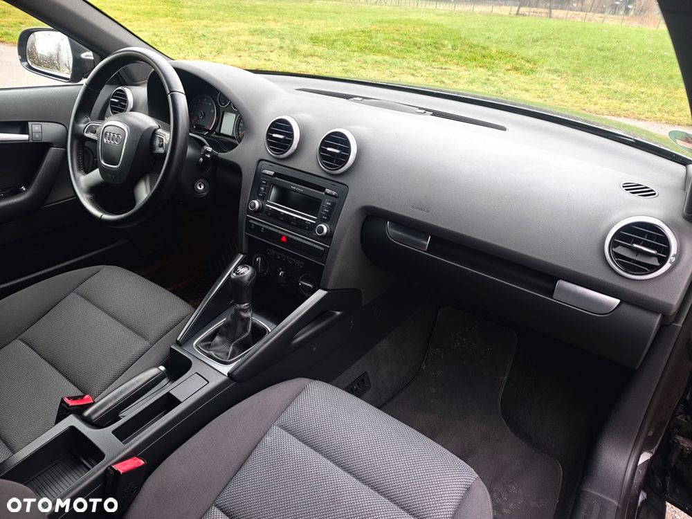 Audi A3 Sportback 1.2 TFSI Attraction - 33