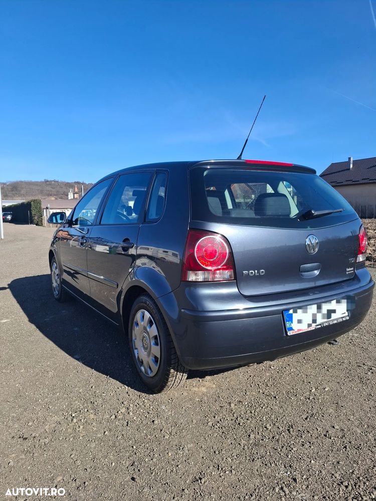 Volkswagen Polo - 4