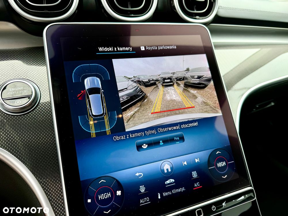 Mercedes-Benz Klasa C 220 d 4Matic 9G-TRONIC - 36