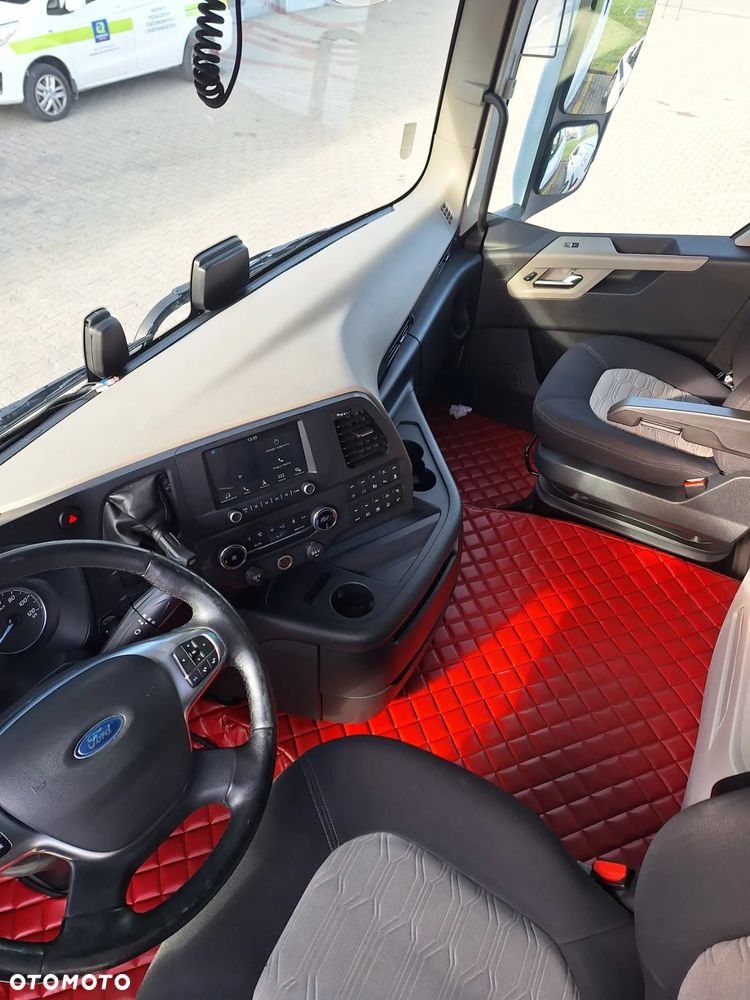 Ford F-MAX - 18