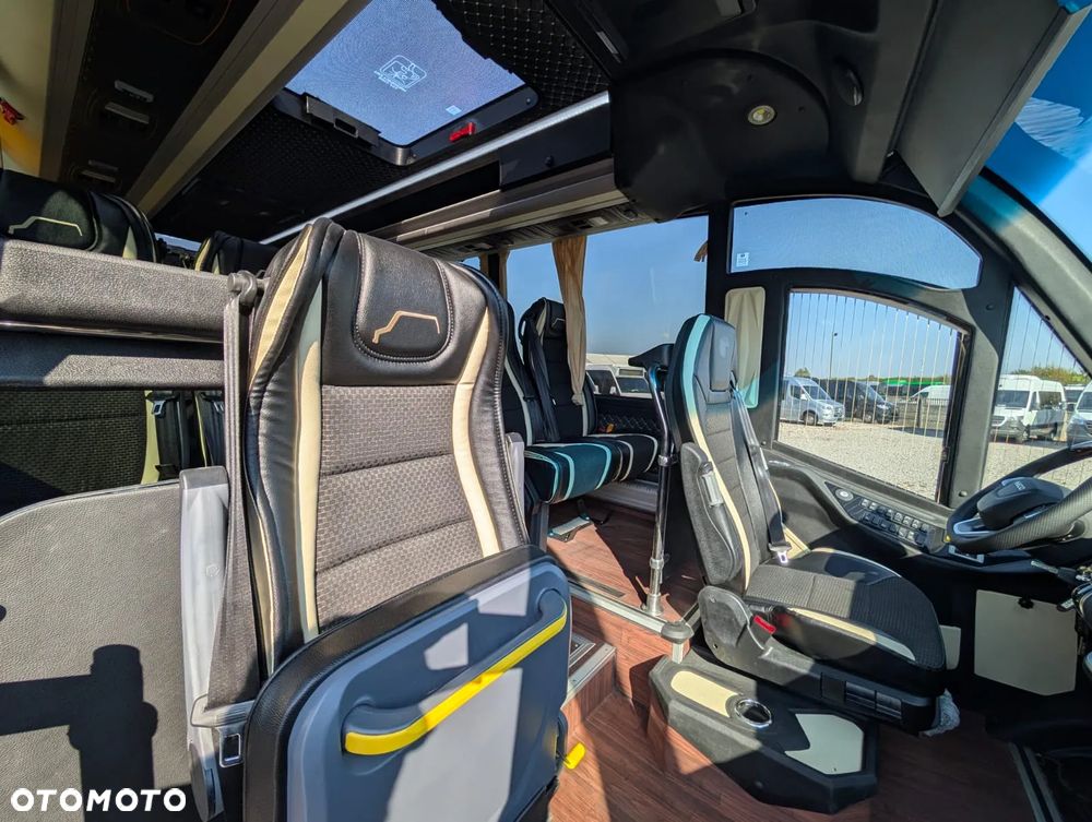 Iveco Daily 70C21 - 17