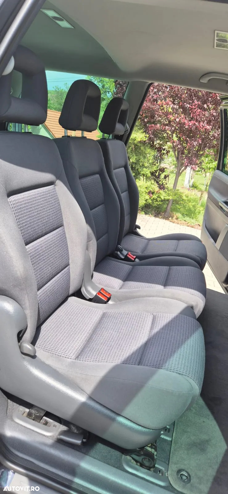 Volkswagen Sharan - 7