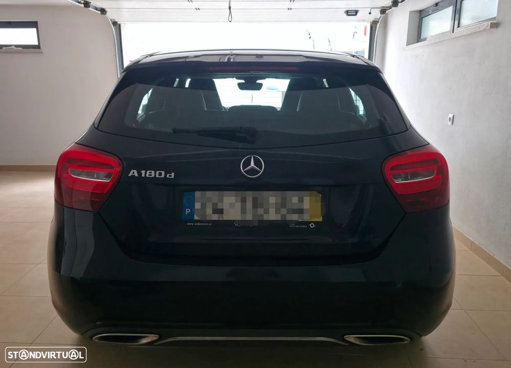Mercedes-Benz A 180 d Urban - 3