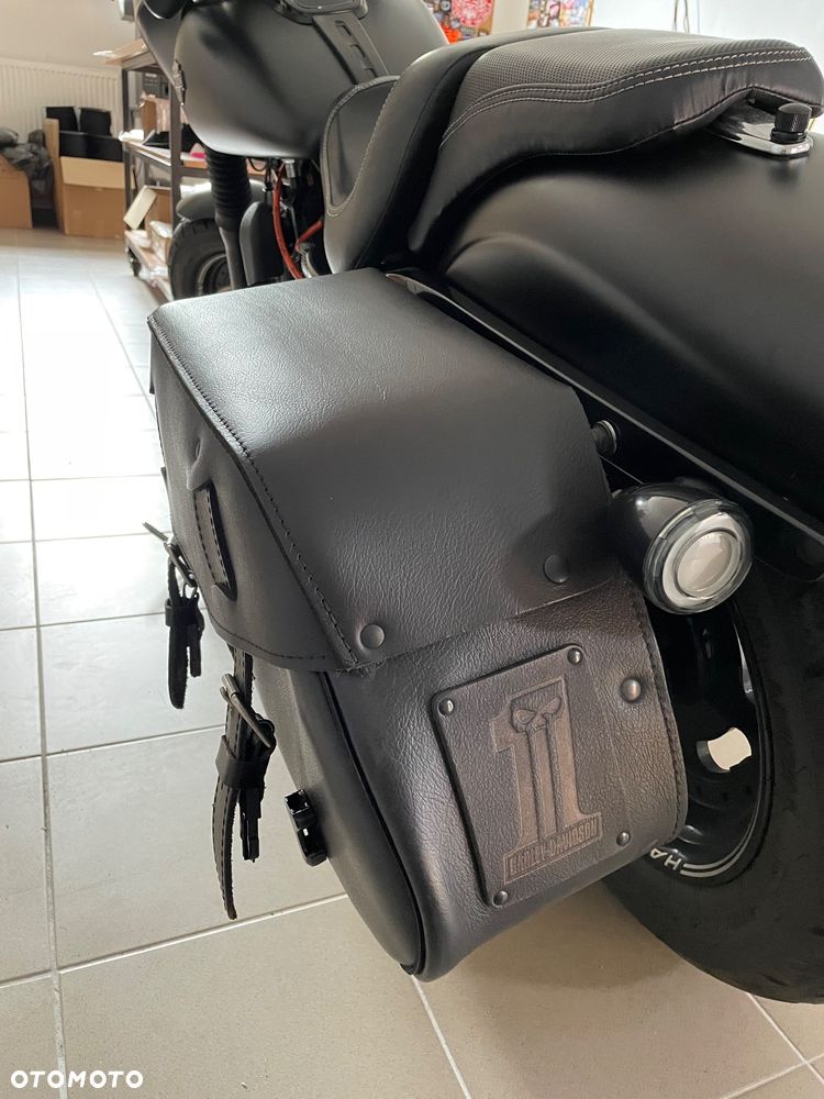 Harley-Davidson Dyna Fat Bob - 11