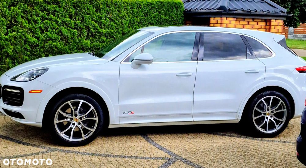 Porsche Cayenne Platinum Edition - 3