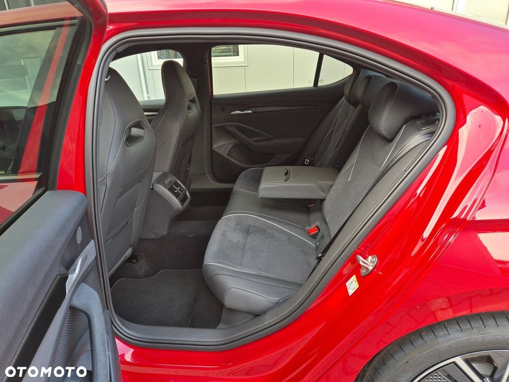 Skoda Superb 2.0 TSI Sportline DSG - 19