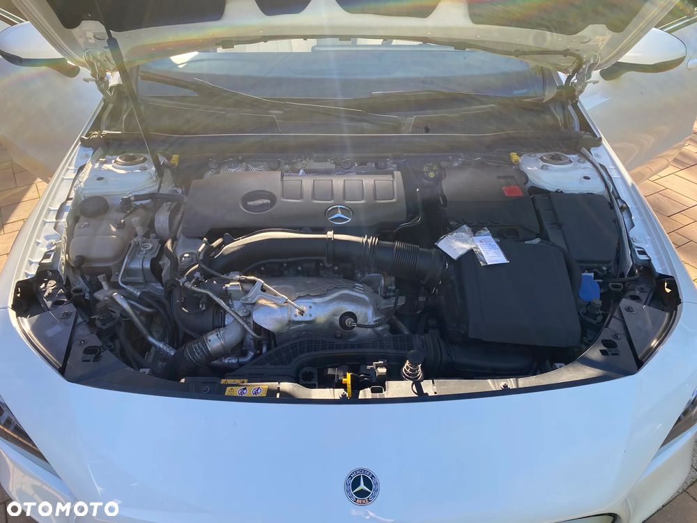 Mercedes-Benz CLA 250 4-Matic 7G-DCT - 40