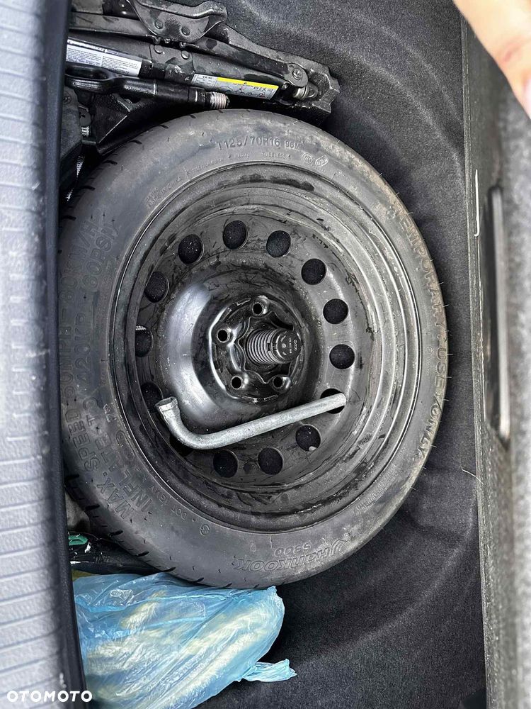 Volkswagen Golf VII 1.6 TDI BMT Comfortline - 25