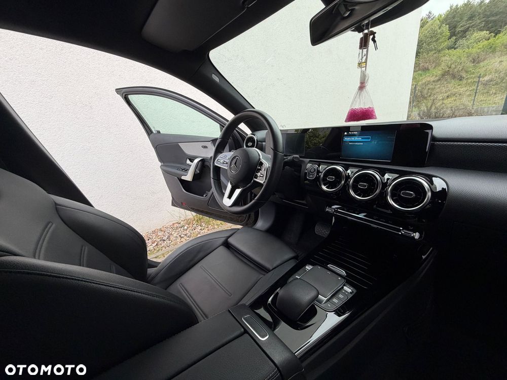 Mercedes-Benz Klasa A 250 Progressive 7G-DCT - 26