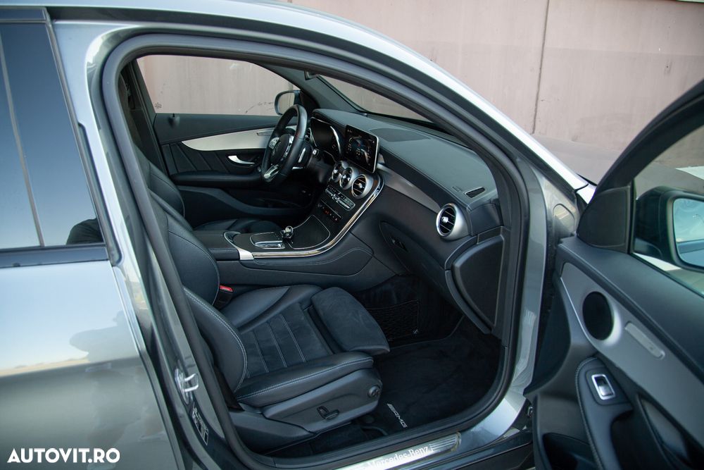 Mercedes-Benz GLC Coupe 200 4Matic 9G-TRONIC AMG Line - 13