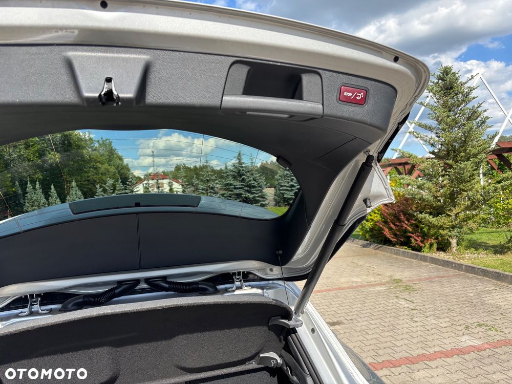 Mercedes-Benz GLA 250 4Matic 7G-DCT AMG Line - 21