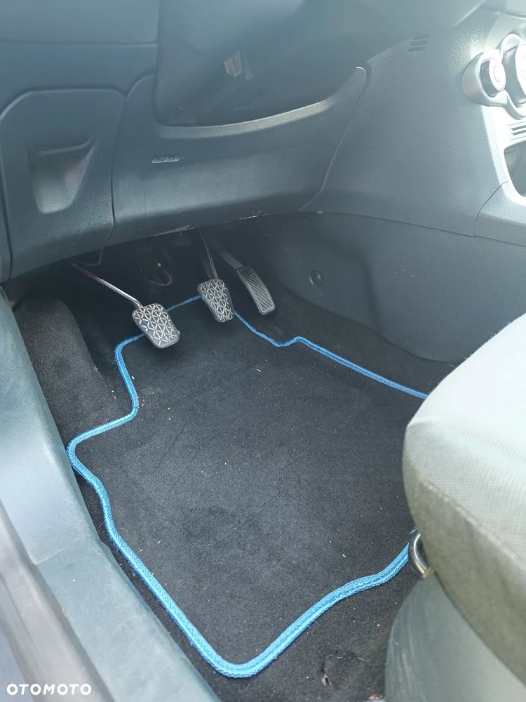 Ford Fiesta 1.25 Trend - 21