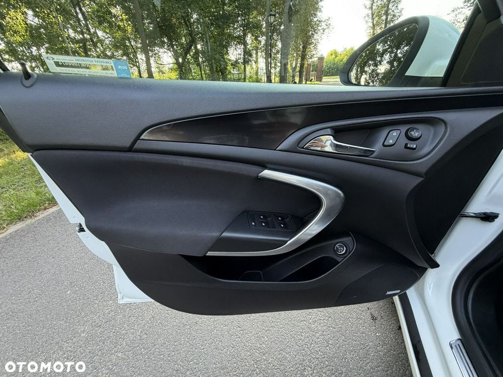 Opel Insignia - 19