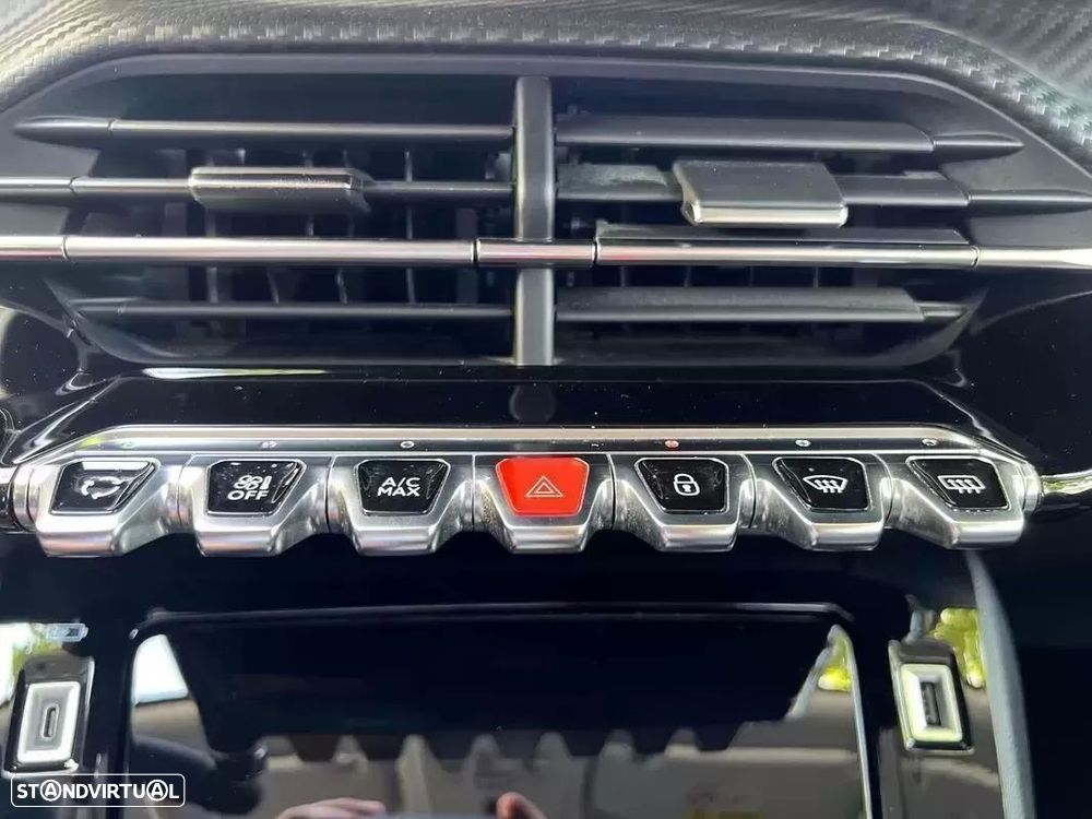 Peugeot e-2008 50 kWh Allure Pack - 34