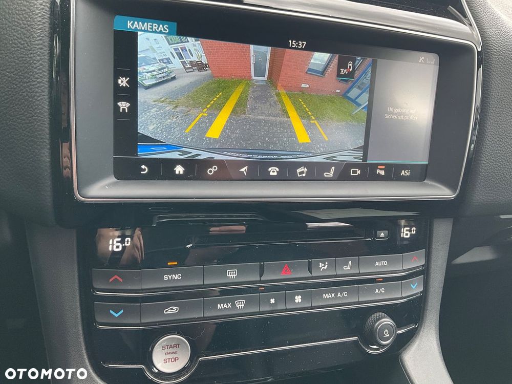 Jaguar F-Pace 20d AWD Prestige - 32