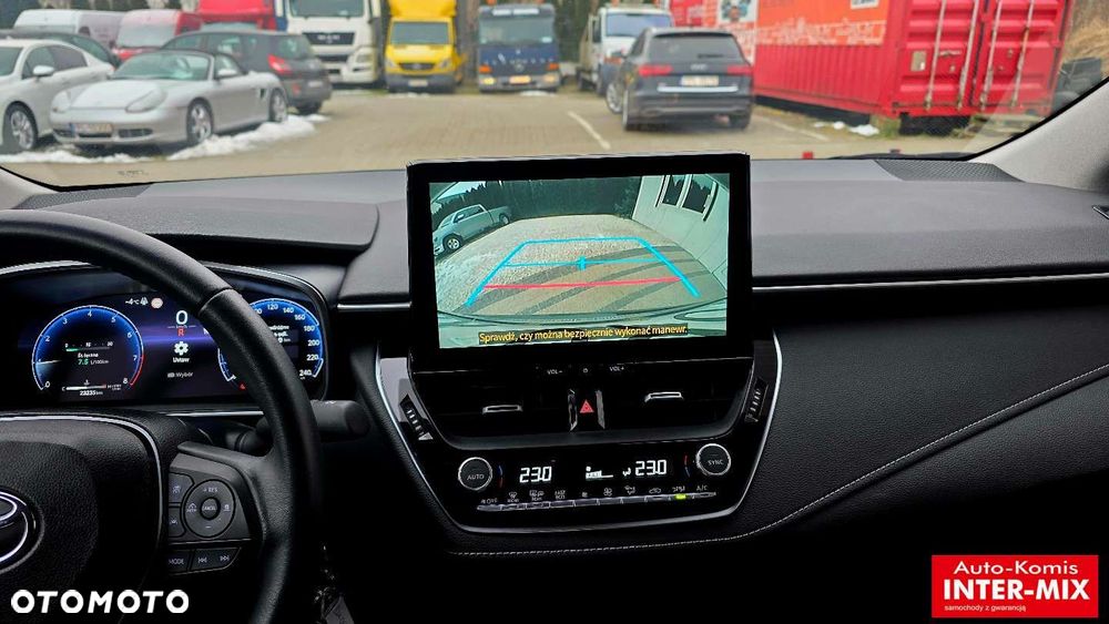 Toyota Corolla - 22